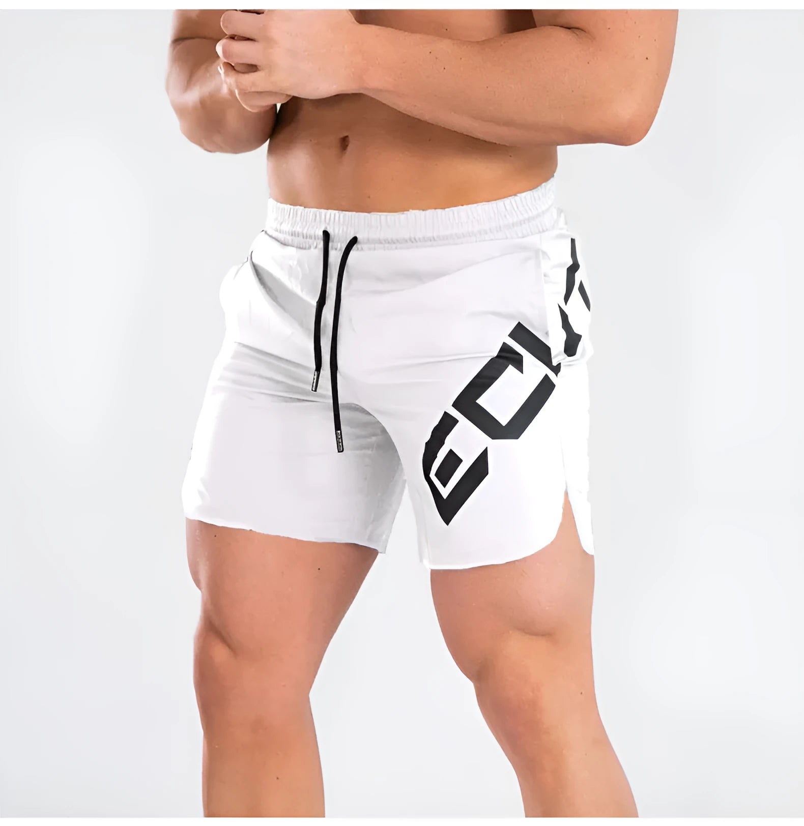 Men's knee-length quick-dry training shorts in nylon fabric for summer running and sports