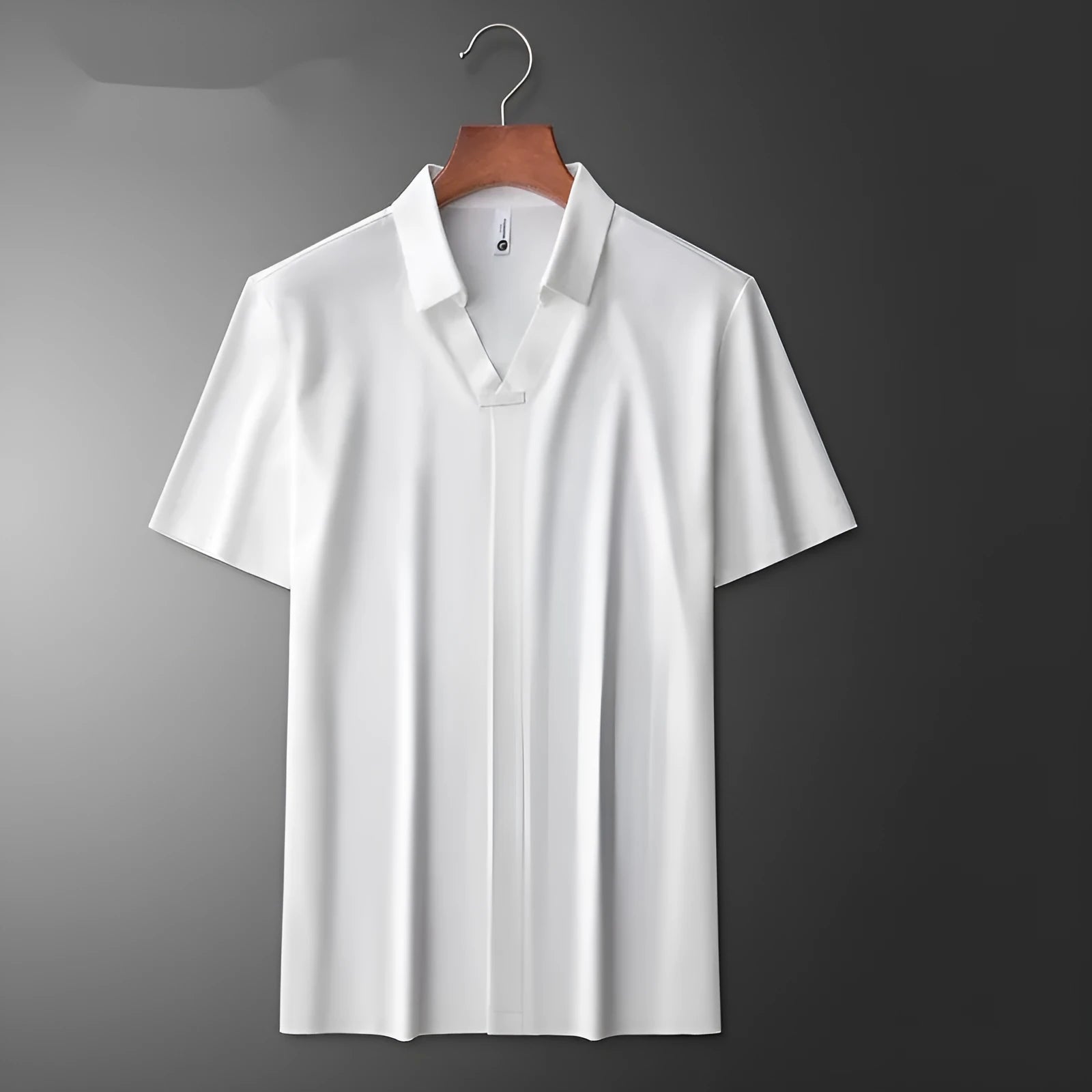 Men's short-sleeved lapel polo T-shirt in slim fit, available in black, brown and white