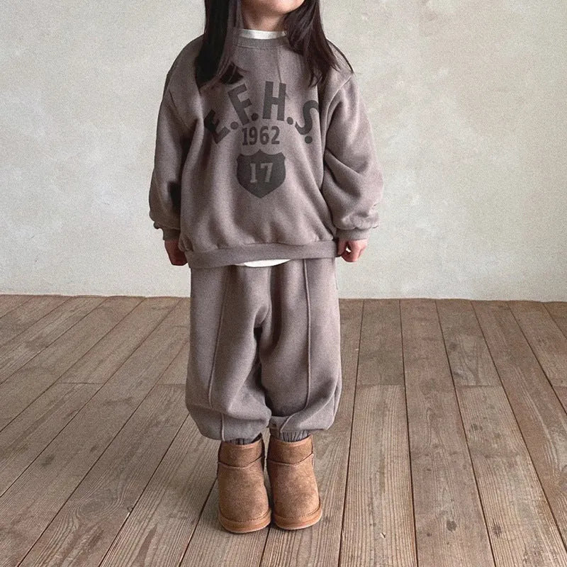 Boys and Girls Letter Print Casual Fleece Sweater Two-Piece Set Cotton Pullover Top and Trousers Set Long Sleeve Wool Warm Autumn Winter Two-Piece Set Apricot Brown Gray Green 80-130cm Height
