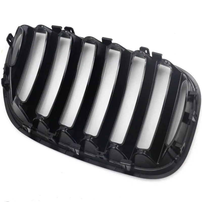 Bright black ABS plastic BMW X5E 53 middle grid grille with medium mesh pattern