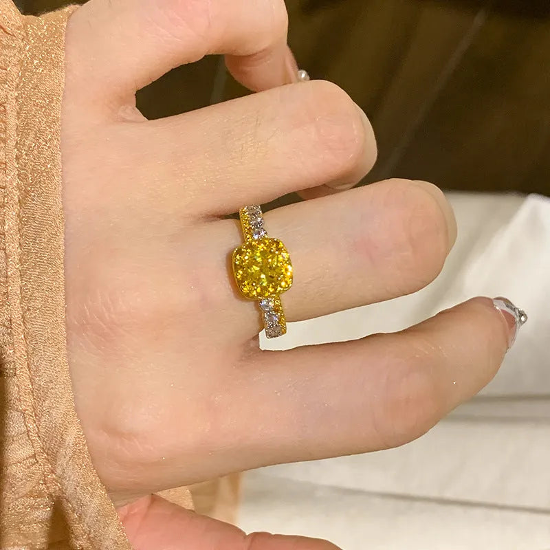 Polished copper geometric cube sugar ring for women in yellow diamond pineapple colour