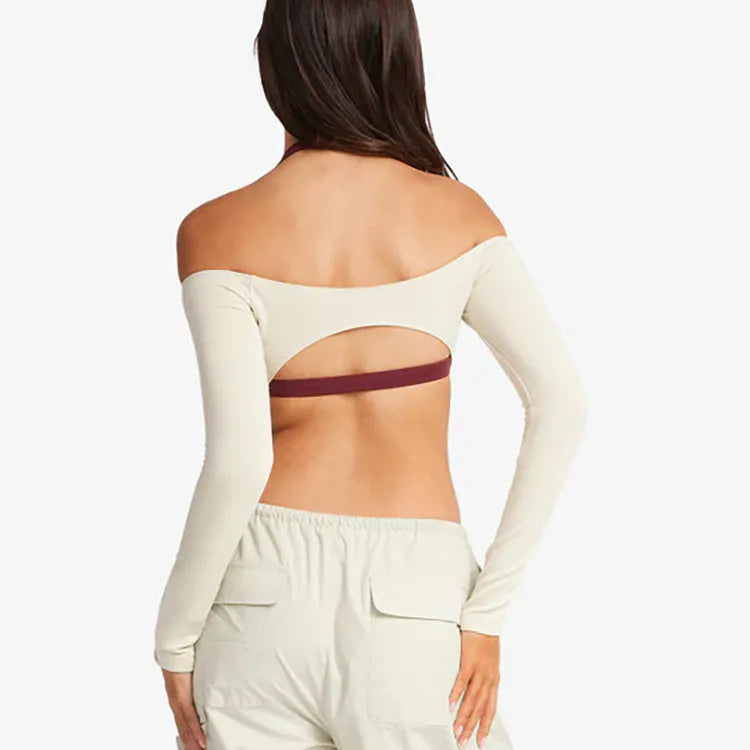 Off-shoulder yoga top with chest pad, slim fit, in black, for women fitness sports