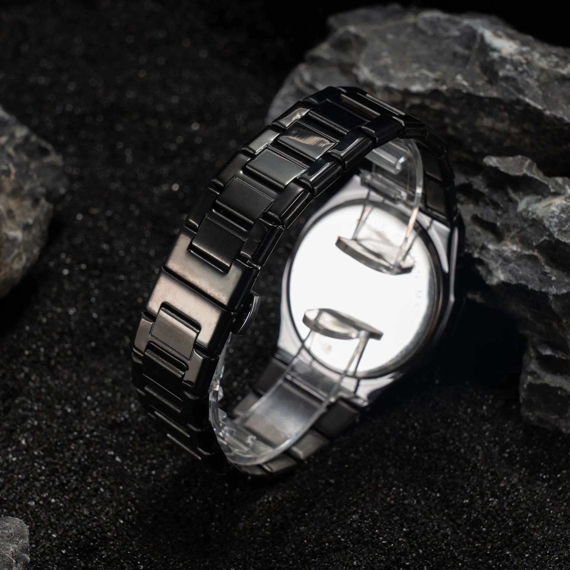 Men's business casual watch with steel belt and quartz movement in 10mm thickness