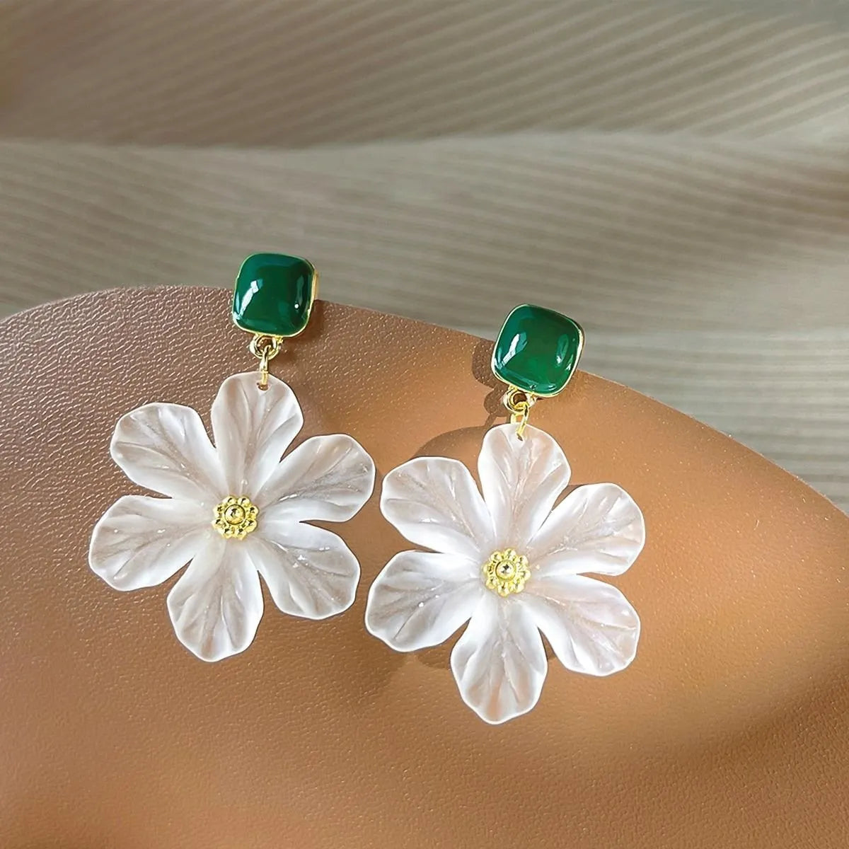 Dark green alloy needle flowers sweet drop earrings for women