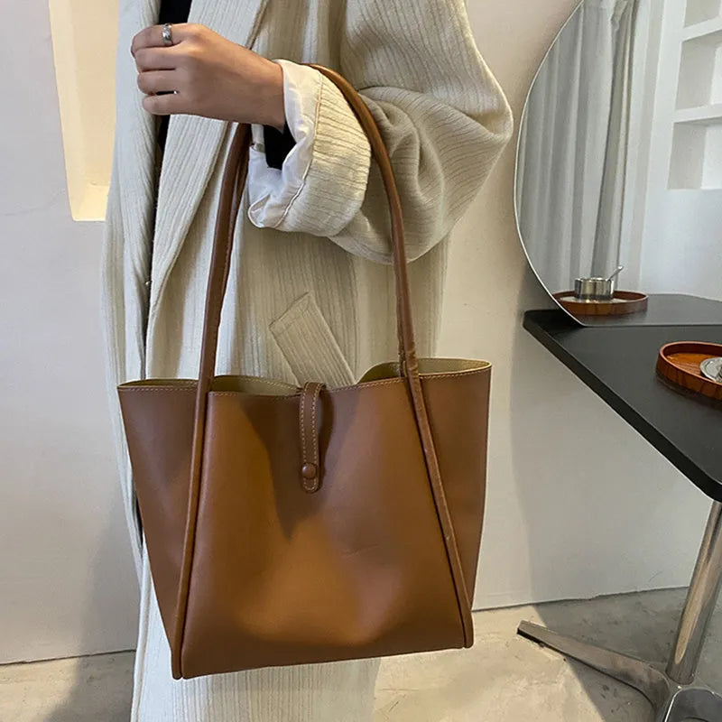 Casual large capacity PU tote bag for women in khaki with included wallet