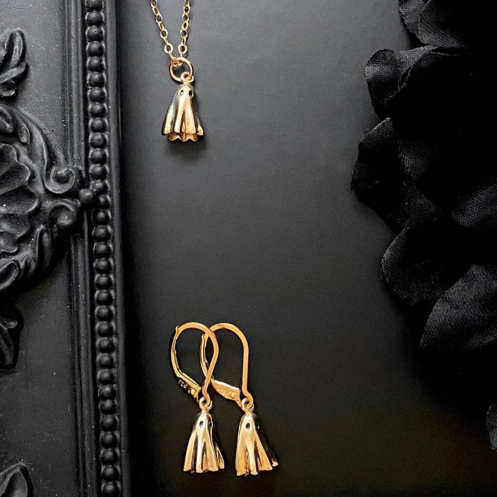 Ghost pendant fashion necklace with titanium steel pendant on a choice of stainless steel twisted chains.