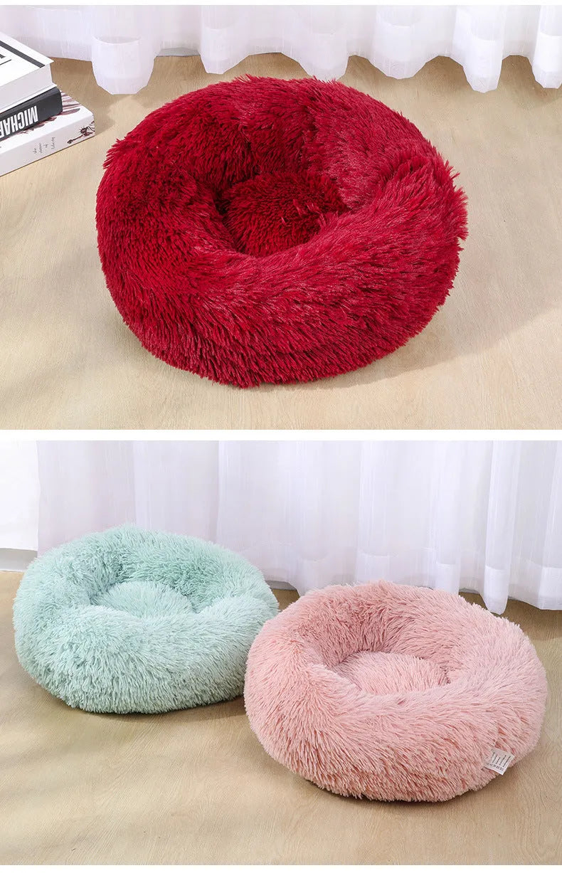 Round plush pet bed in geometric blue colour for dogs and cats, size 60cm
