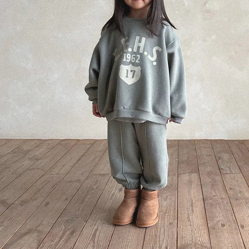 Boys and Girls Letter Print Casual Fleece Sweater Two-Piece Set Cotton Pullover Top and Trousers Set Long Sleeve Wool Warm Autumn Winter Two-Piece Set Apricot Brown Gray Green 80-130cm Height