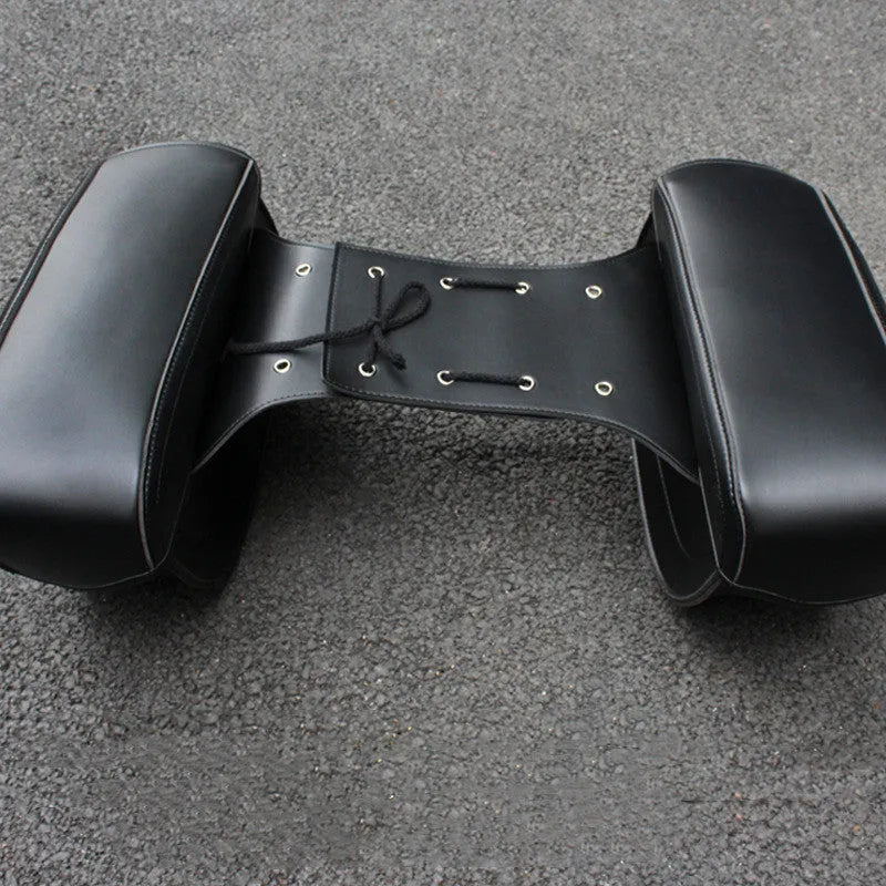 Retro style motorcycle saddle bag in PU leather with side mounting hardware in black or brown