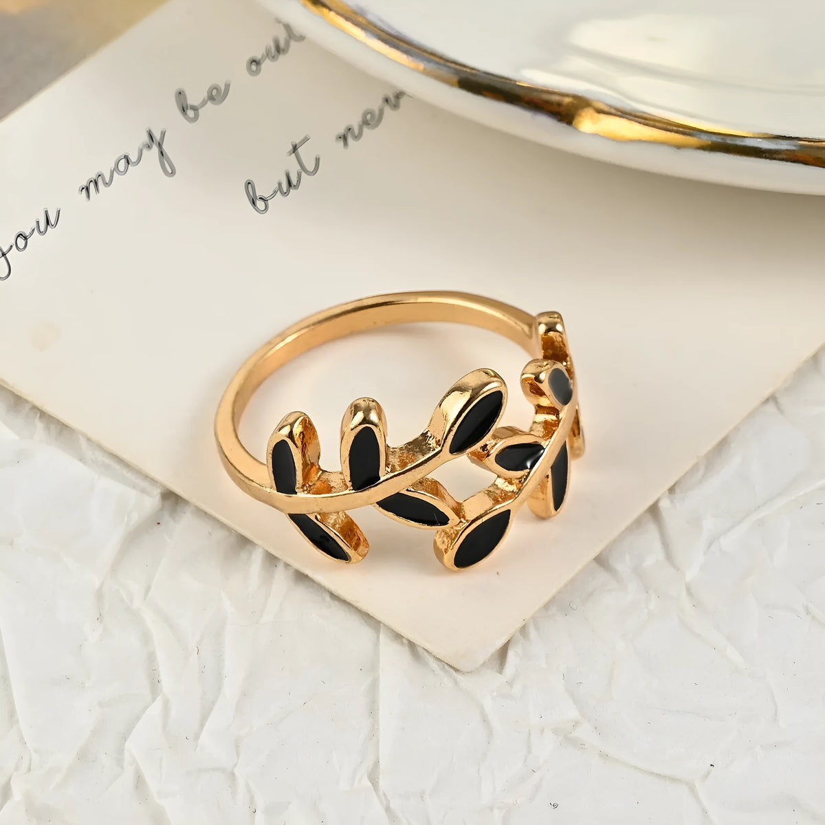 Gold leaf geometric acrylic fashion ring with floral design for women