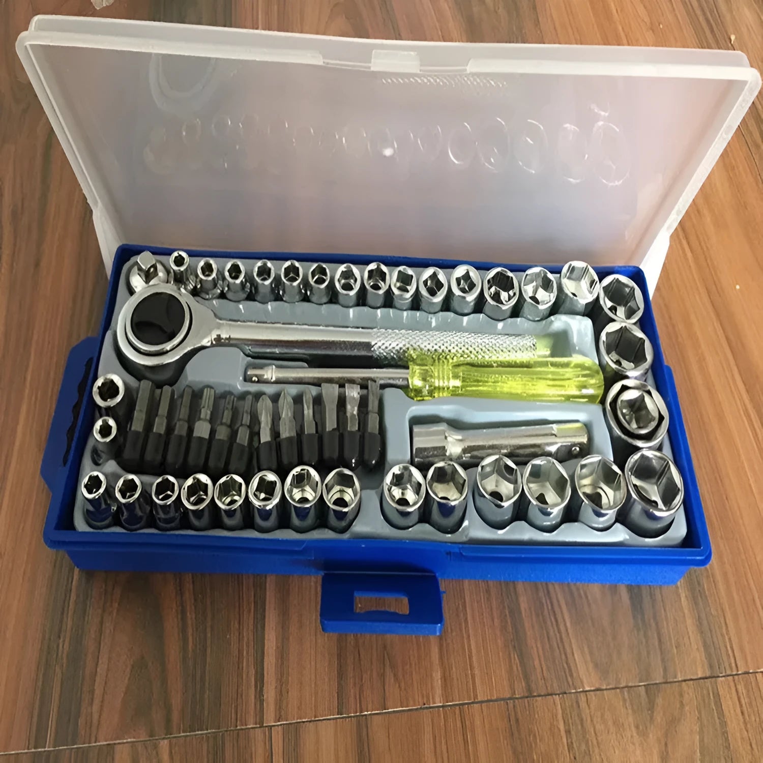 50-piece hexagonal spanner sleeve set in mirror-finished carbon steel with metric and British sockets