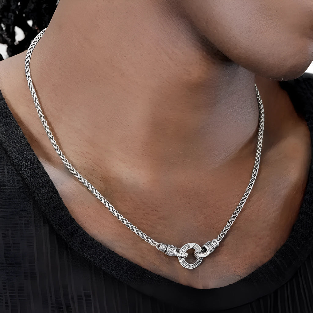 Women's sterling silver S925 clavicle necklace with minimalist pendant on a delicate chain.