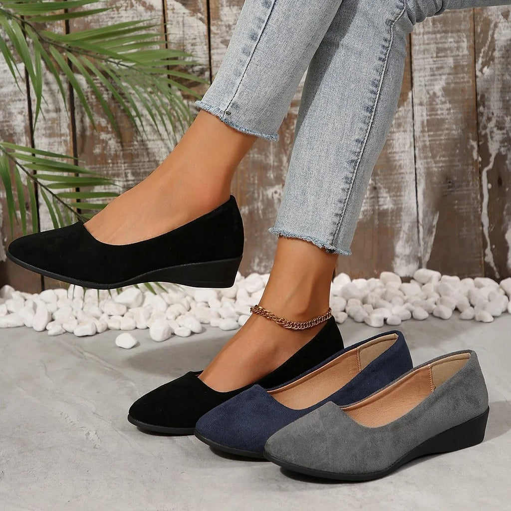 Women's plus size casual wedge shoes with pointed toe and low rubber sole in suede