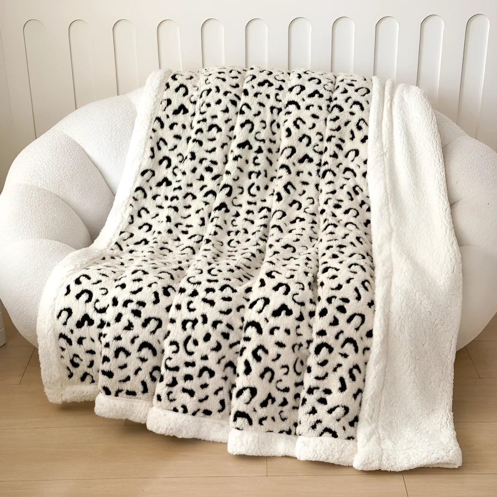 Leopard jacquard pattern taffeta blanket in camel colour with double-layer cationic construction