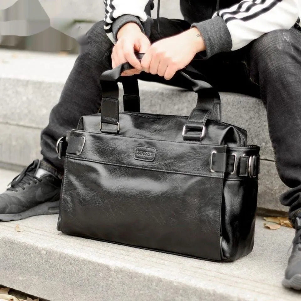 Men's leather messenger bag, large capacity, cowhide lining, black colour, shoulder strap