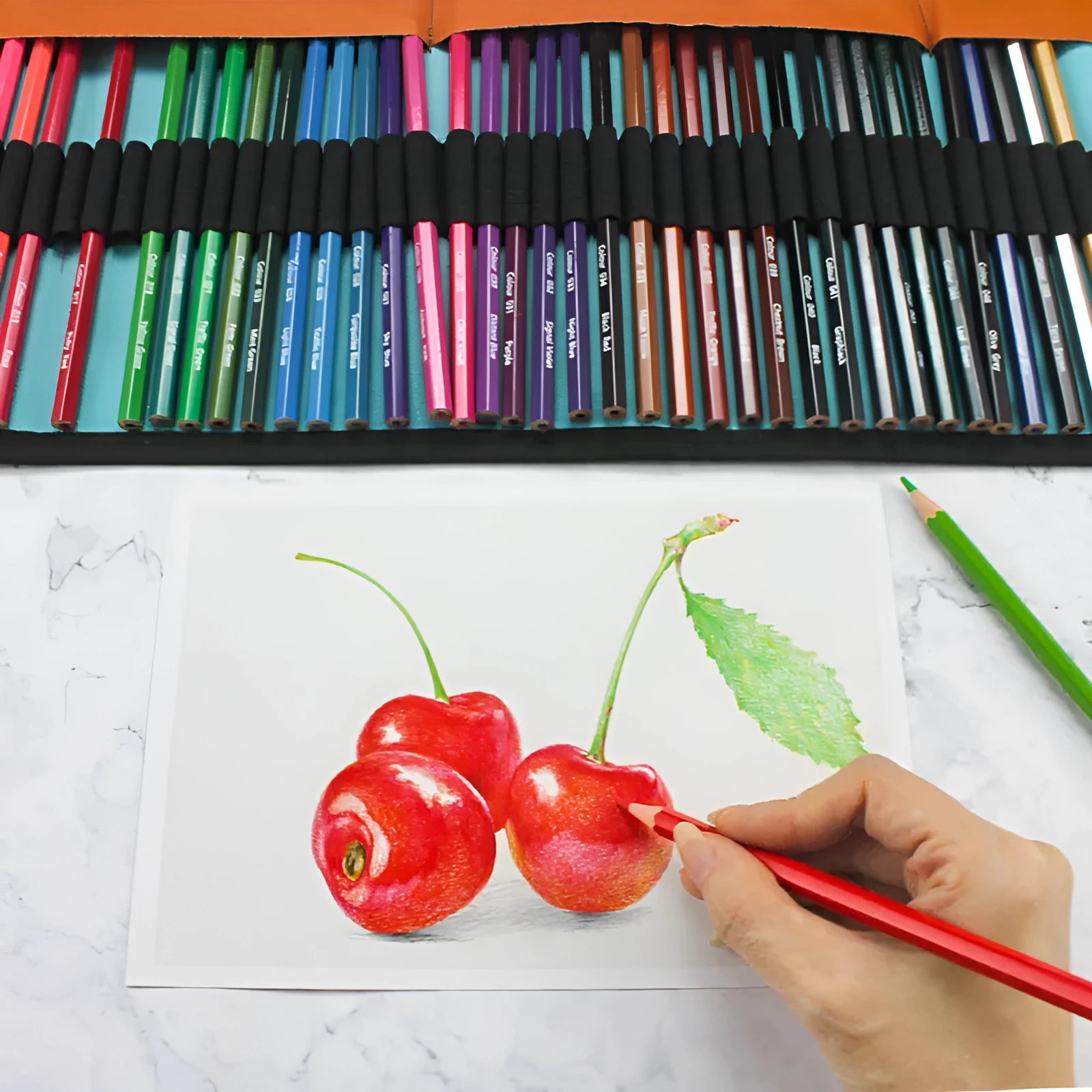 50 wooden coloured pencils in basswood casings with protective storage case for oily painting