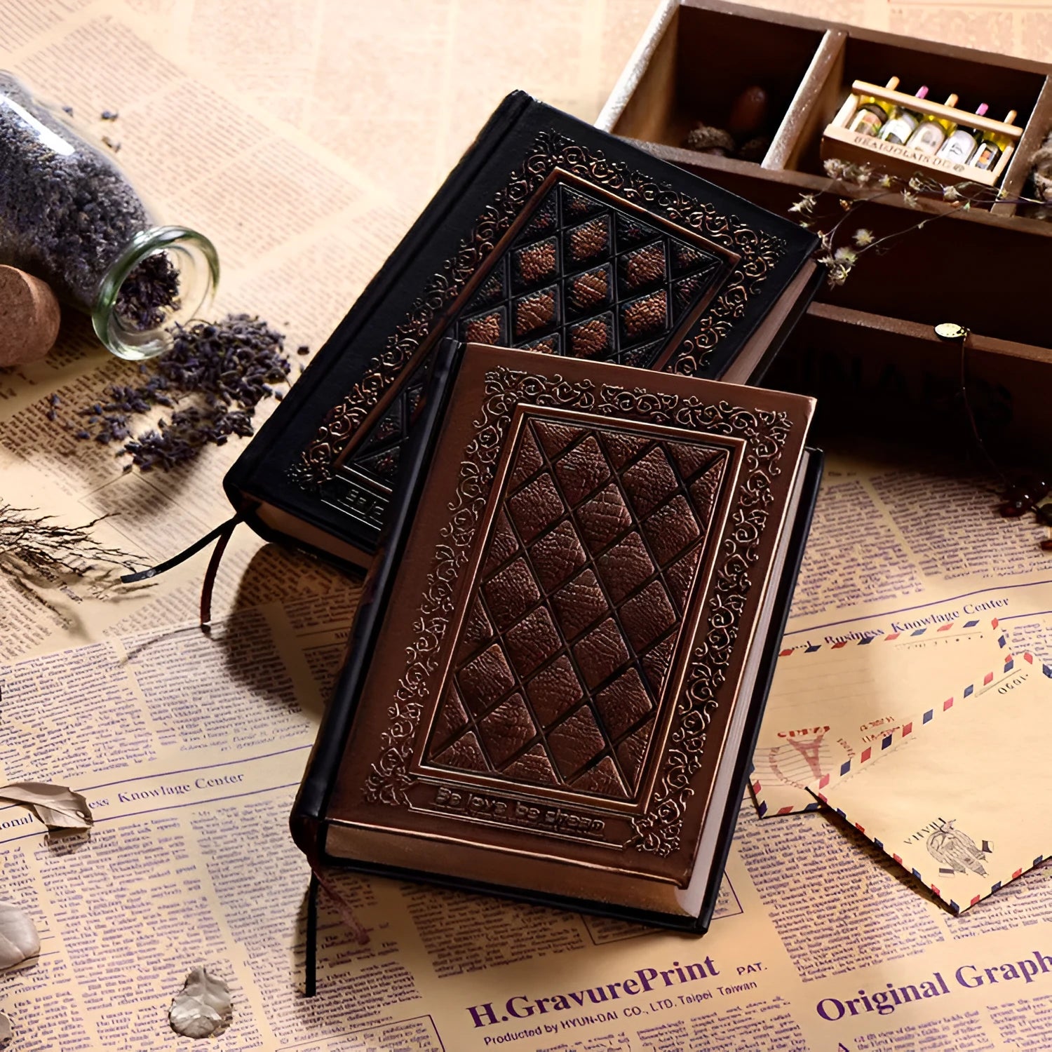 Embossed faux leather notepad with three-dimensional design in Bronze and Black Gold colour options