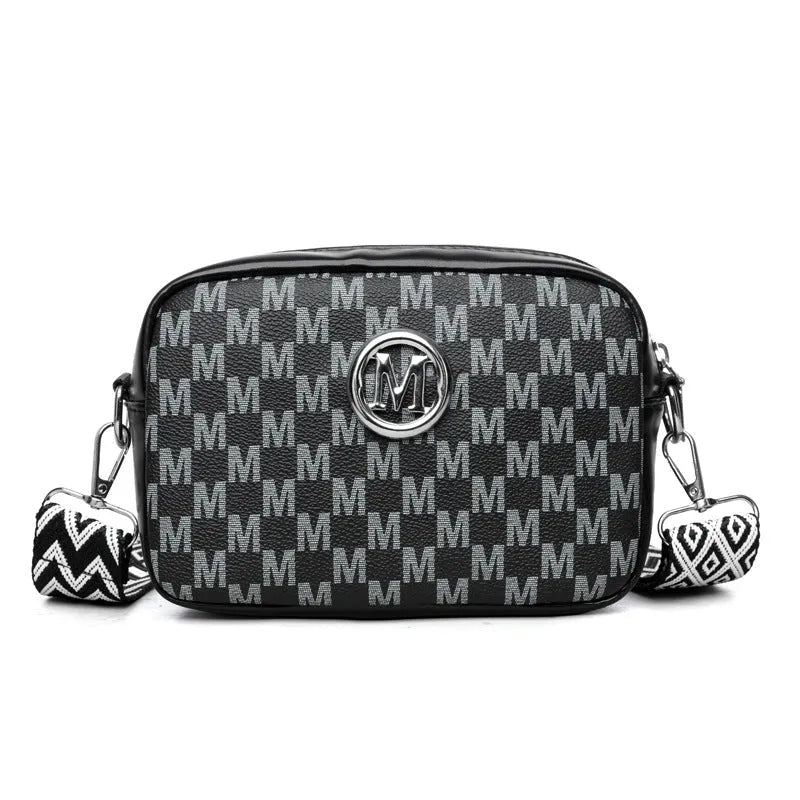 Women's wide-strap crossbody bag in PU leather with three-dimensional pocket