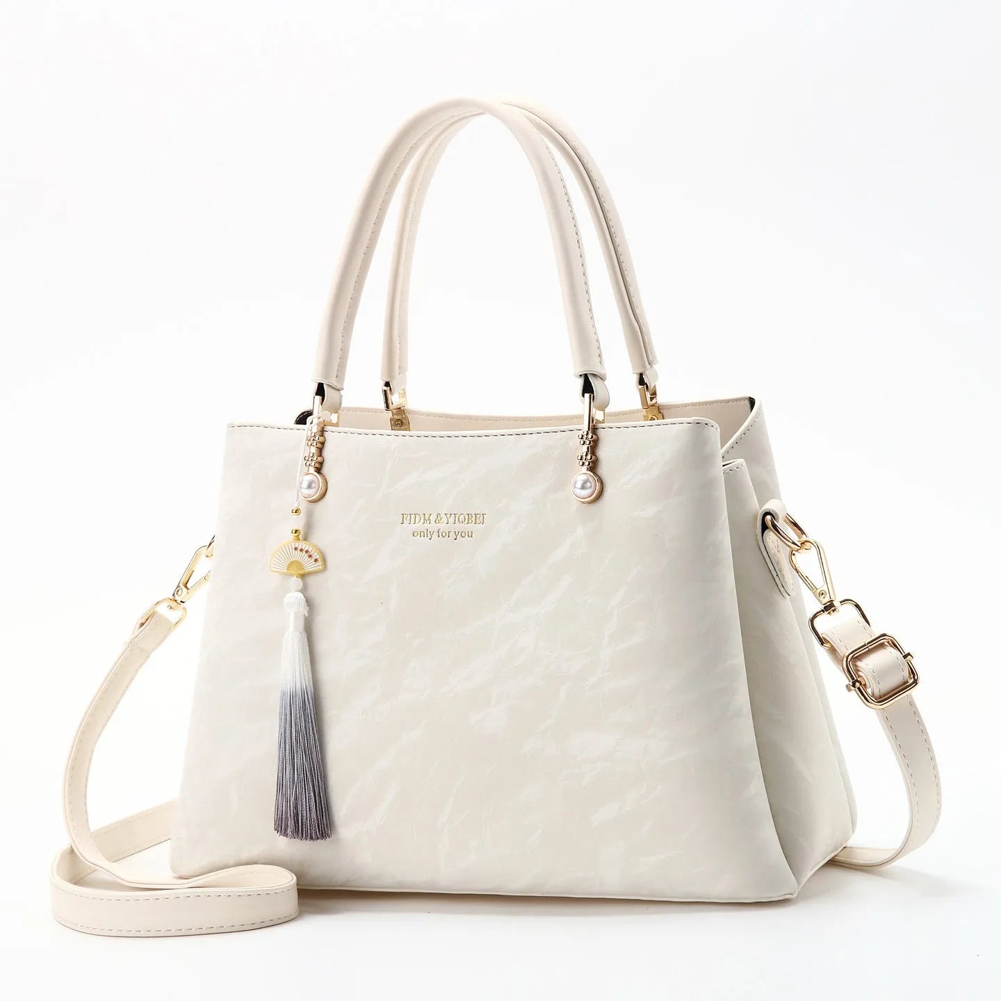Women's large capacity PU leather handbag in horizontal square shape with outer slit pocket