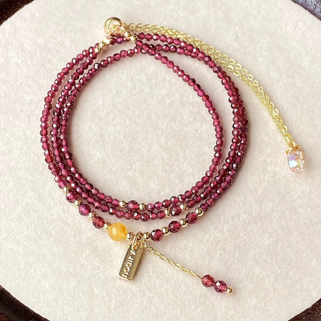 Garnet wine red bracelet and necklace set with beeswax cut surface and three circle design