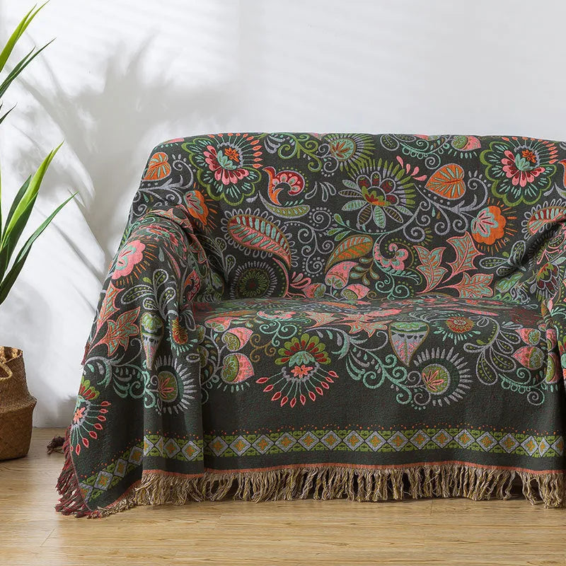 Pure cotton gauze towel quilt with tassels in dark green and red colour option, 150x200cm size