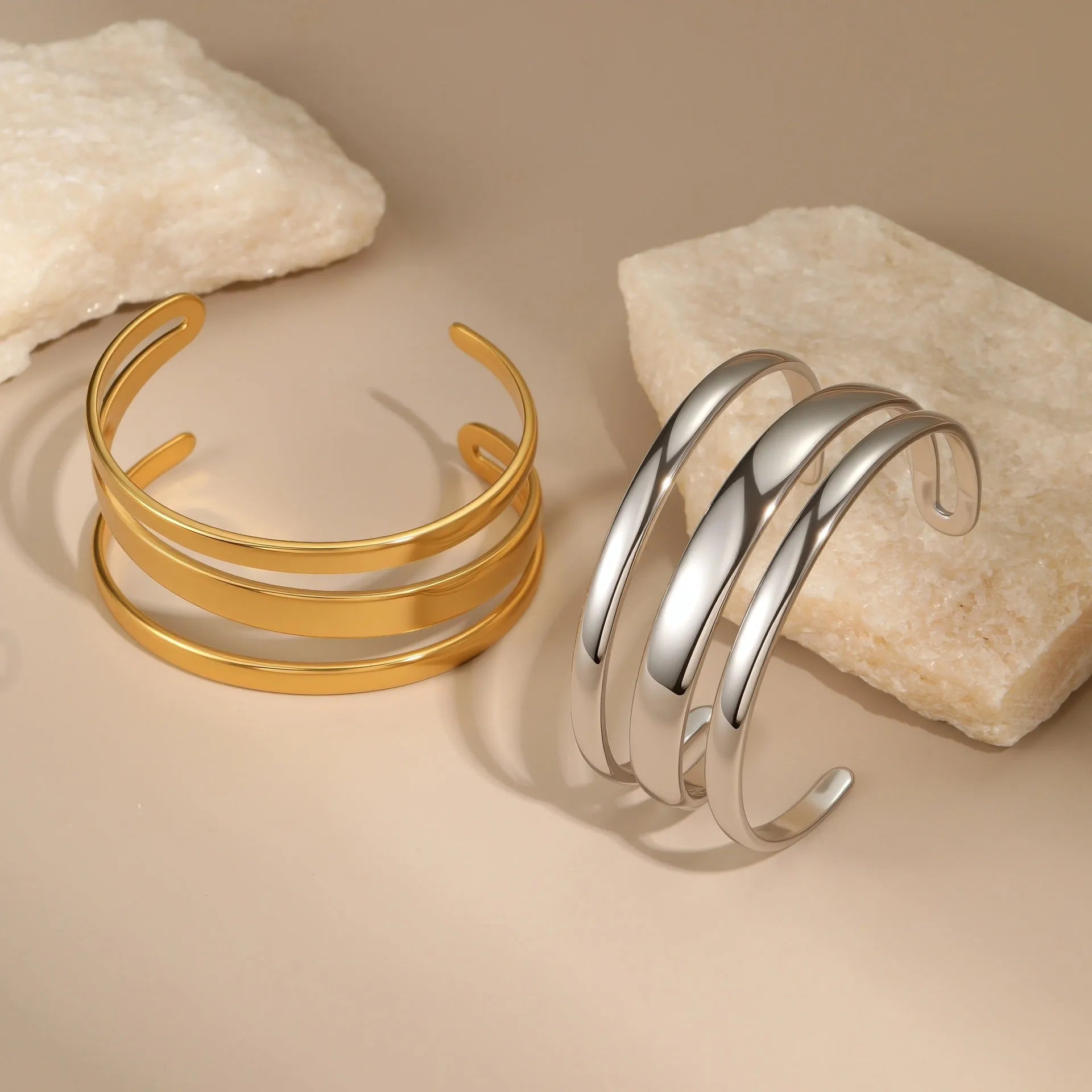 Women's stainless steel geometric line bracelet with 18K gold plating and simple opening clasp