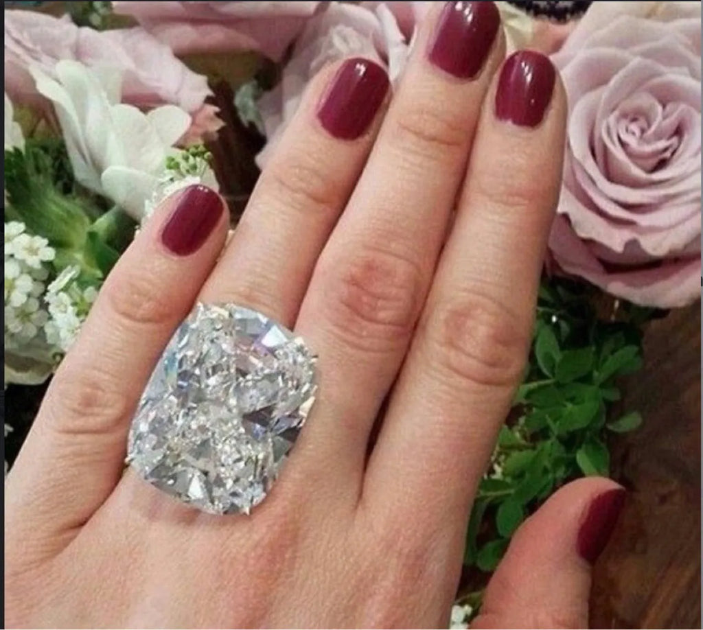 Women's simple inlaid white square diamond ring in electroplated white gold colour