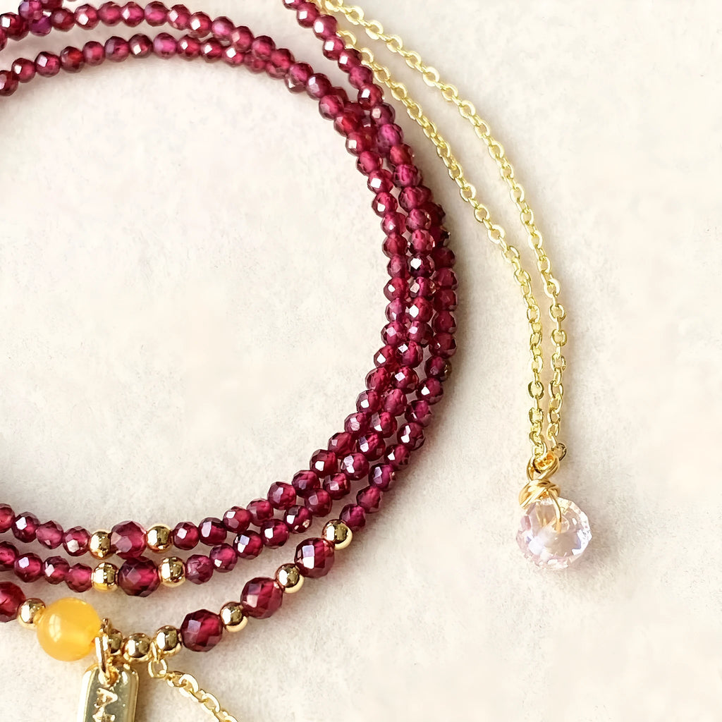Garnet wine red bracelet and necklace set with beeswax cut surface and three circle design