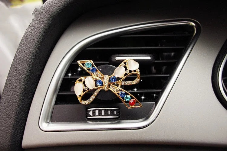 Alloy car fragrance clip for air vent in cartoon design options like crown and pumpkin car.
