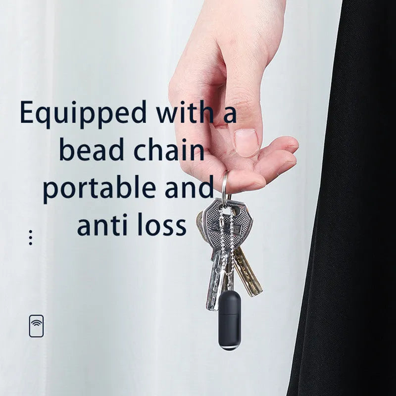 Black capsule infrared remote control for smartphones with Lightning, Type-C and Micro-USB compatibility