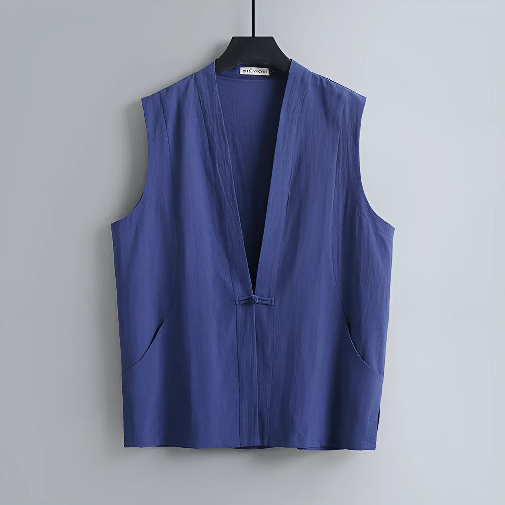 Men's loose-fit linen sleeveless vest in solid colour for summer.