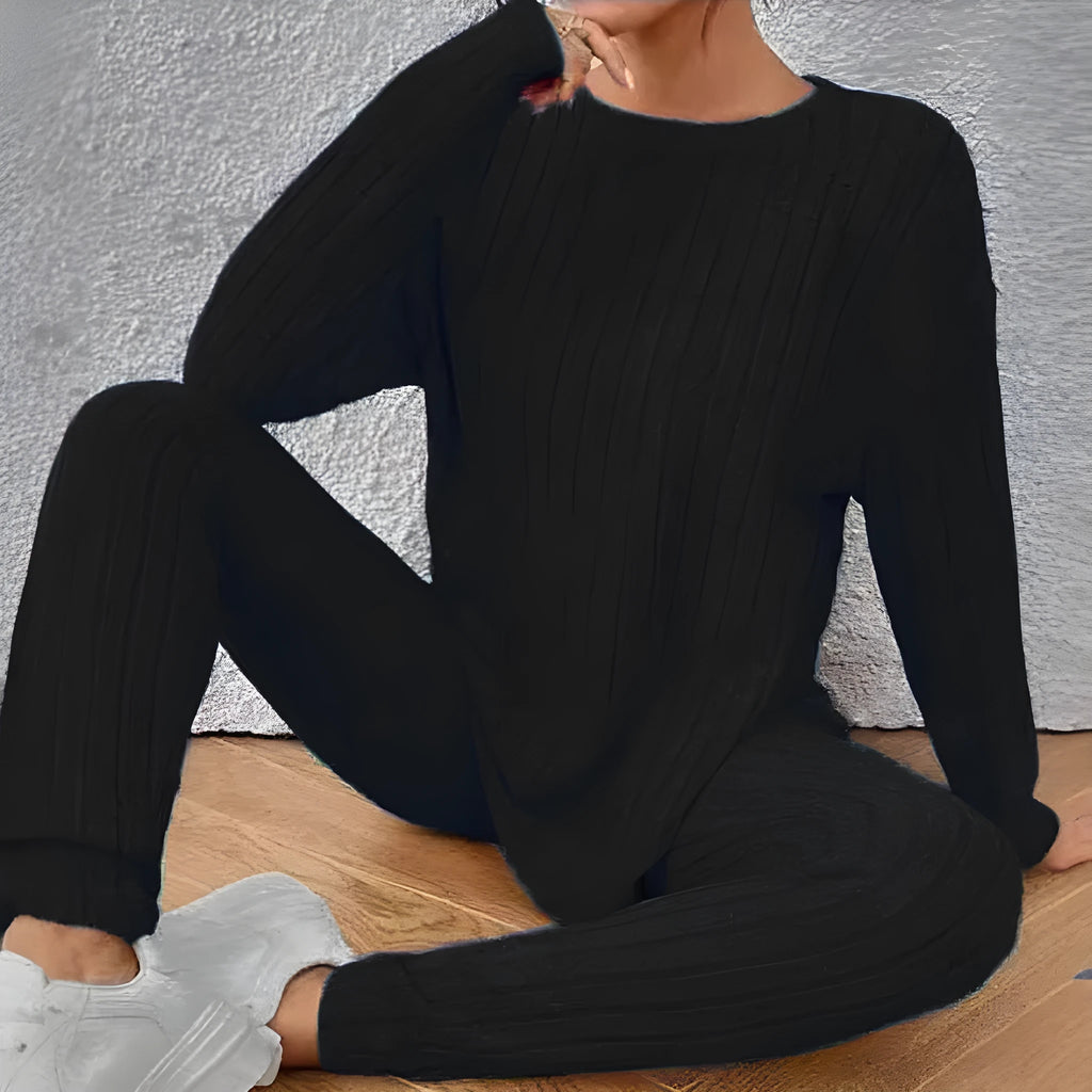 Sunken stripe pattern polyester two-piece homewear set for exercise and casual wear