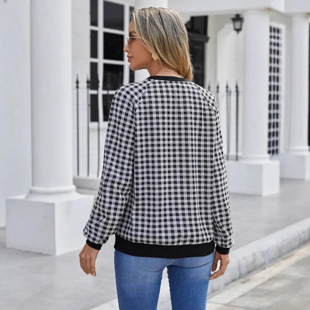 Black Japanese plaid pullover sweater with printed stripe patterns and long sleeves