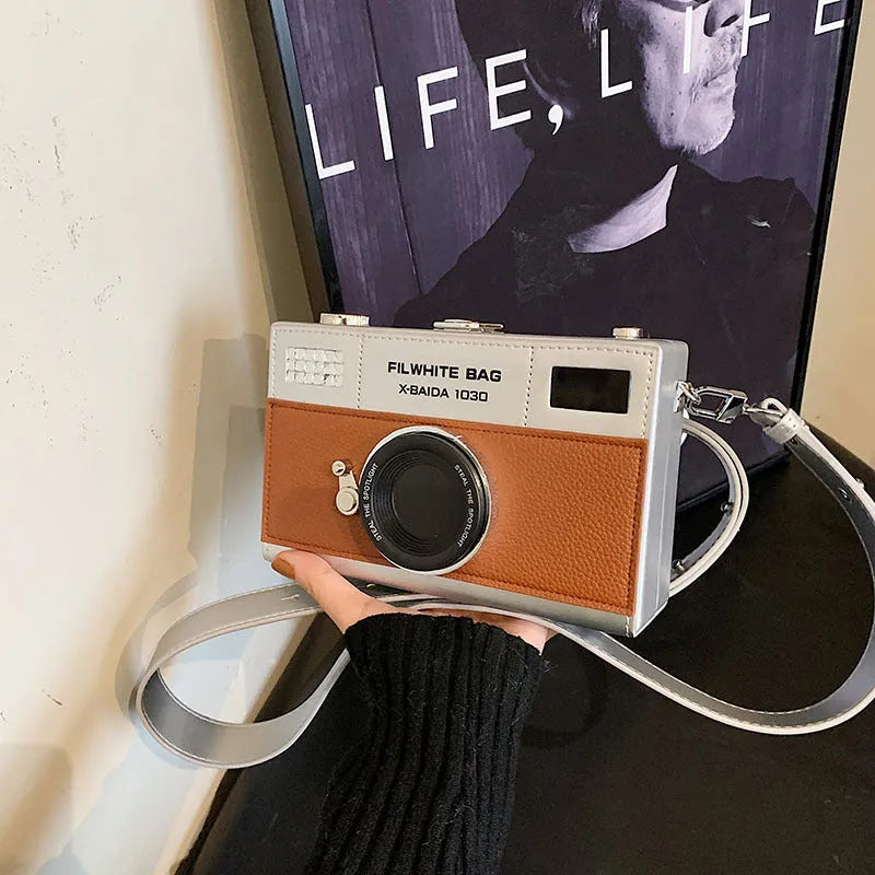 Mini crossbody camera bag with chain strap in soft PU leather, horizontal square shape