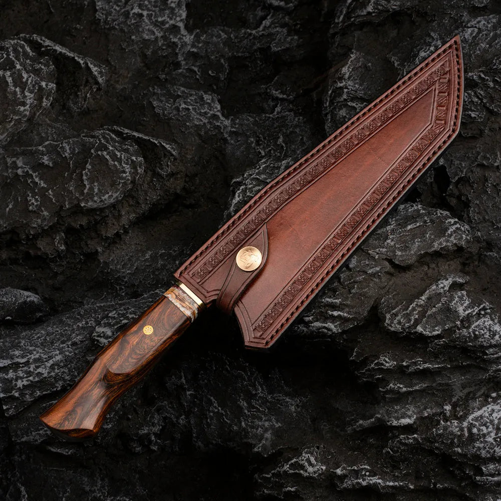 Damascus steel chef's knife with 21.8cm blade, milky off-white handle, and Damascus pattern steel construction