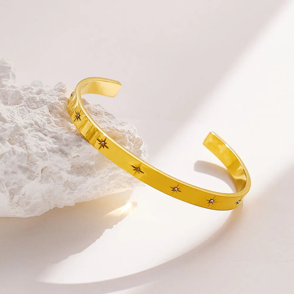 Non-fading electroplated stainless steel bracelet for women in gold colour