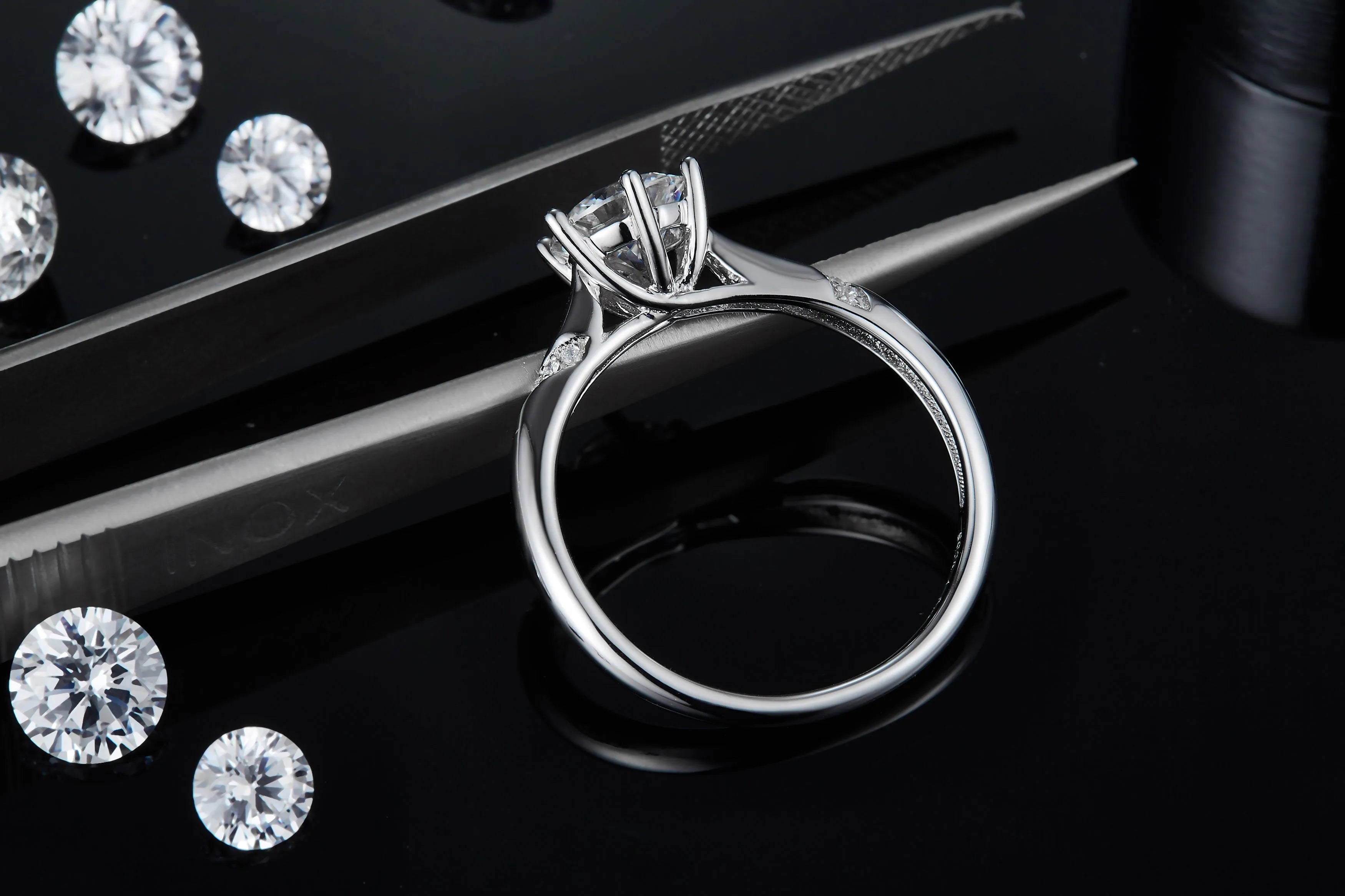 Snow Of The Soul 1 carat moissanite wedding ring set S925 silver platinum plated with GRA certificate gift box