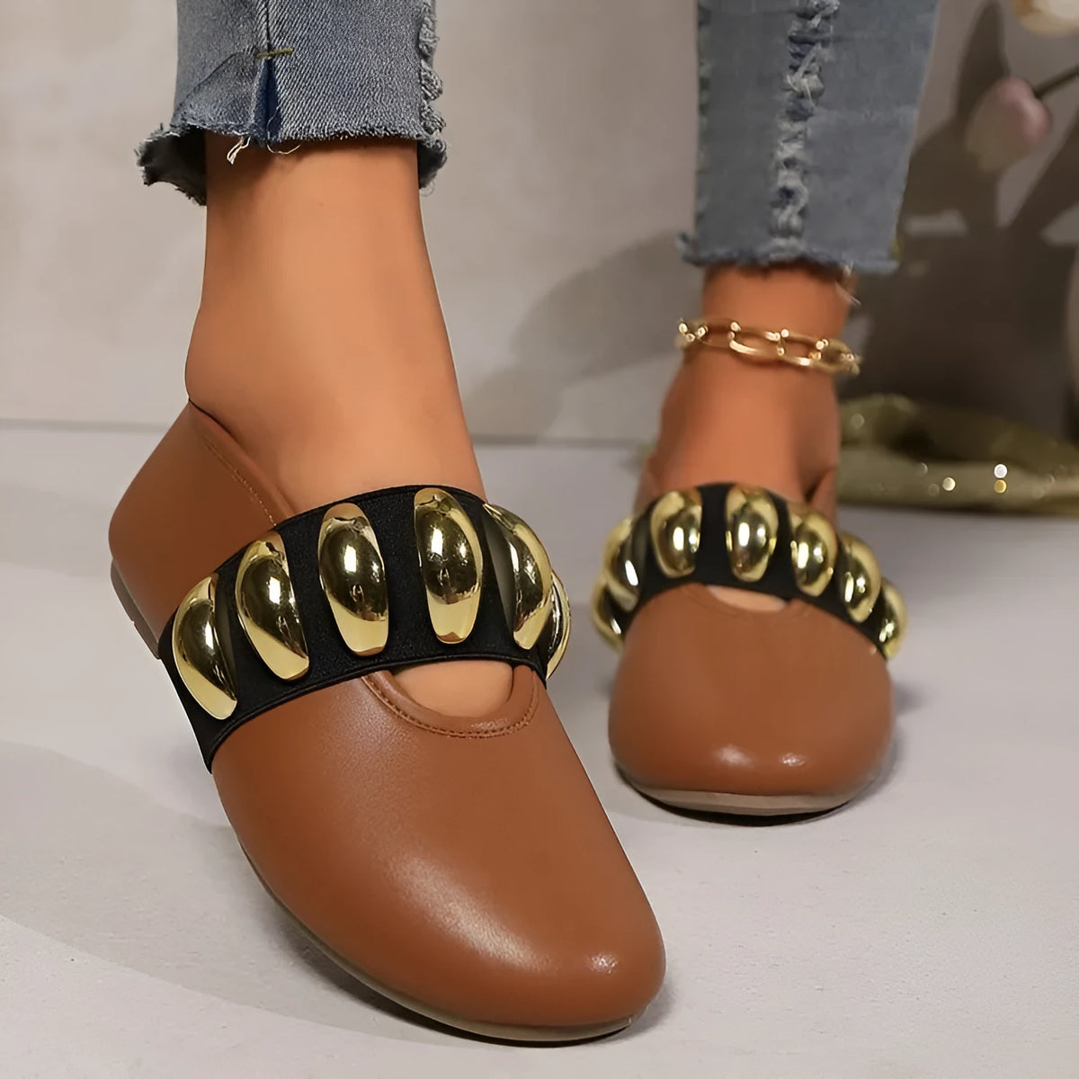 Women's brown flat slip-on loafers with round toe, metal buckle and sequin detail, sizes 36-43