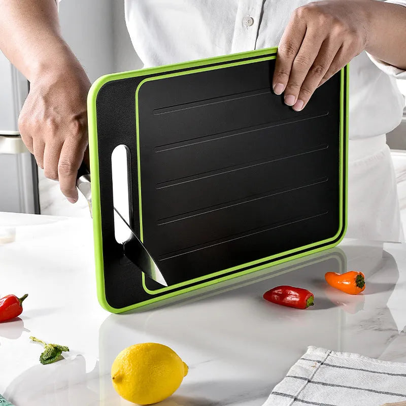 Grey square aluminium cutting board with double sides, integrated knife sharpener and grinding surface