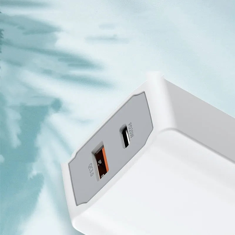 White European standard fast charge phone charger set with USB cable