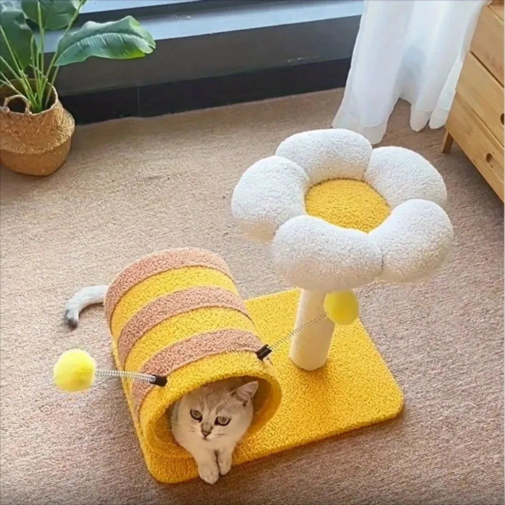 Yellow bee-themed cat climbing frame with sisal scratching board and tunnel measuring 46x36x25 cm