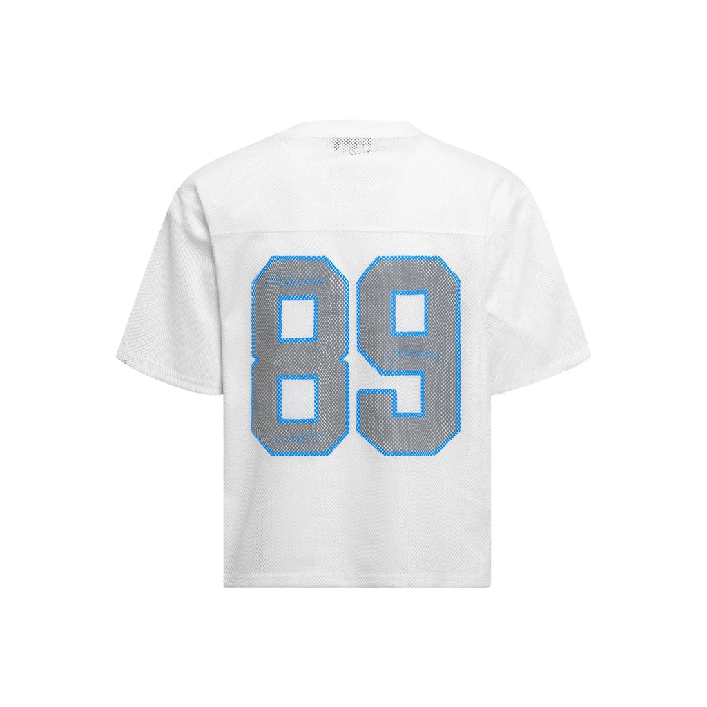 Loose-fitting casual t-shirt in black or white colour with regular sleeves and pullover style