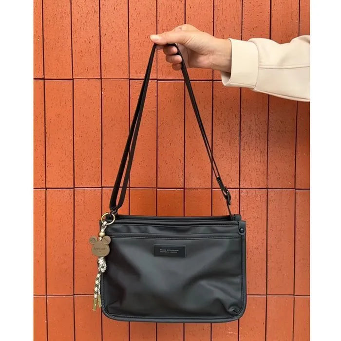 Oxford cloth crossbody bag in cool colour with street trend style and square shape