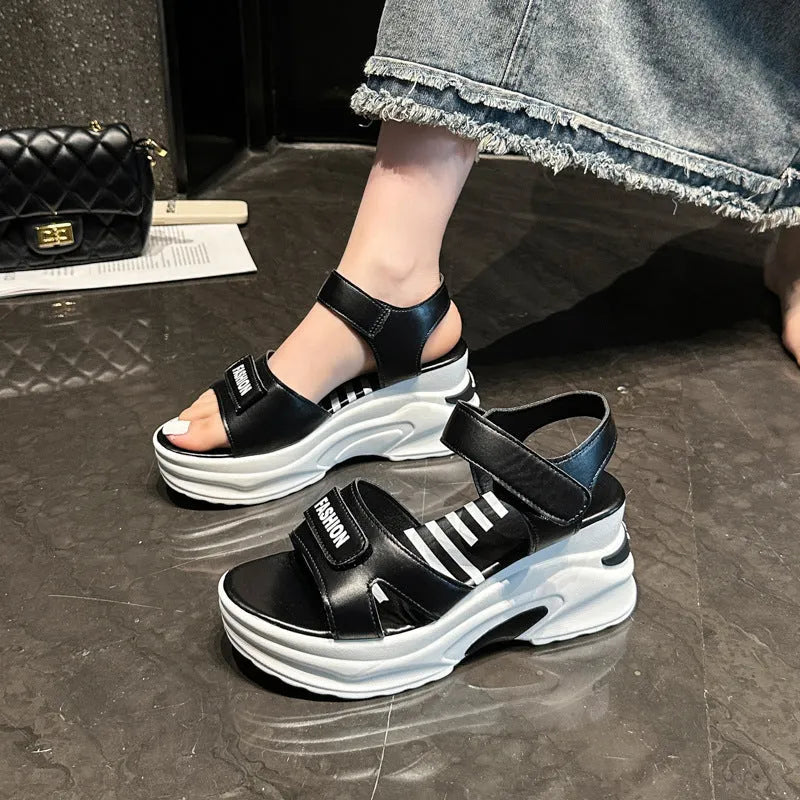Small Muffin platform sports beach shoes beige PU upper Velcro fastening round toe rubber sole