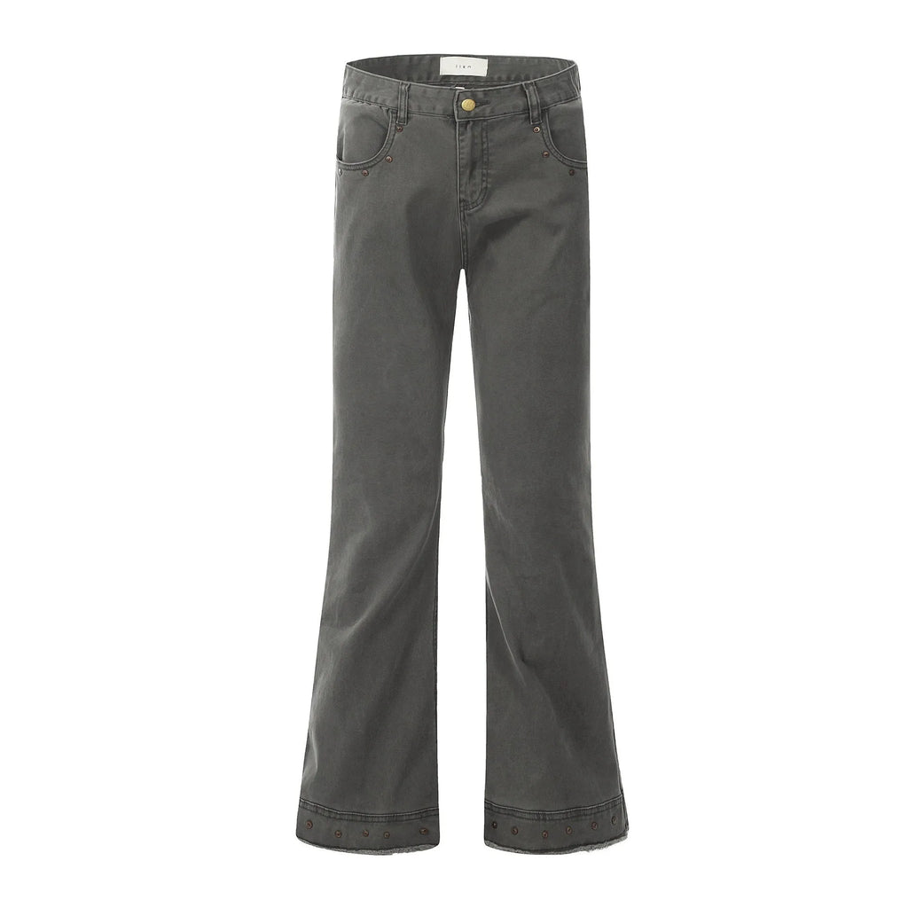 American retro straight-leg skinny jeans in black cotton fabric with a horn-shaped leg opening.