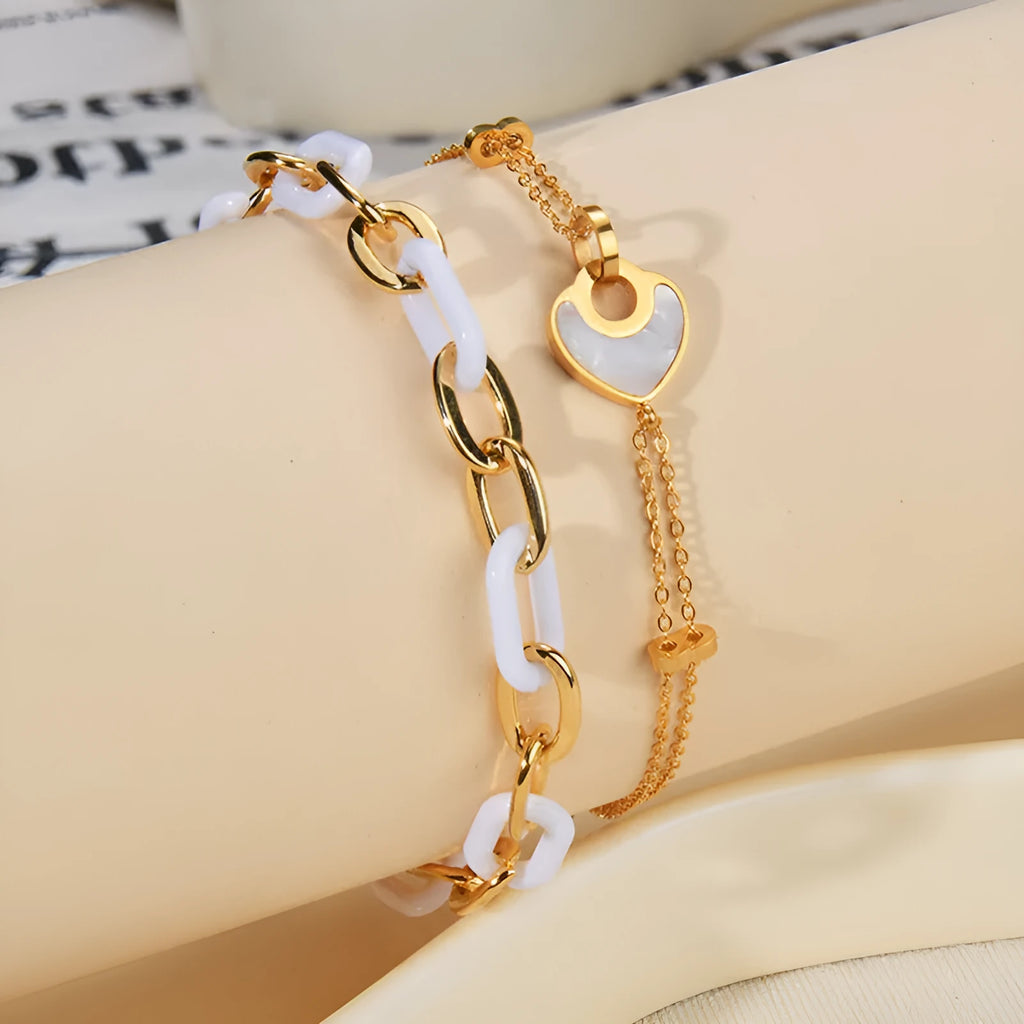 Women's stainless steel resin bracelet with double-layer loving heart design and heart-shaped pendant