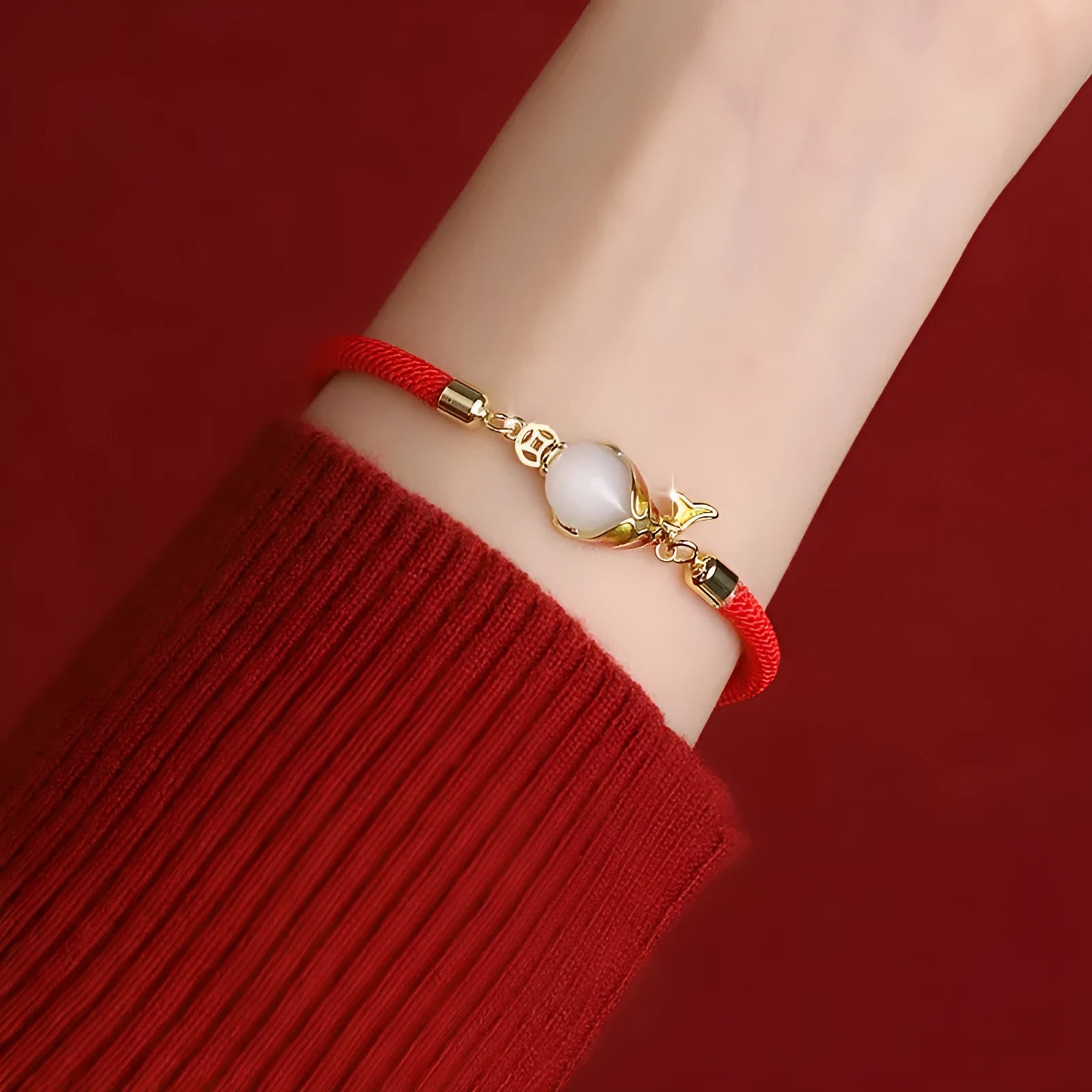 Carp literary red rope hand strap necklace with electroplated copper construction and retro animal modelling