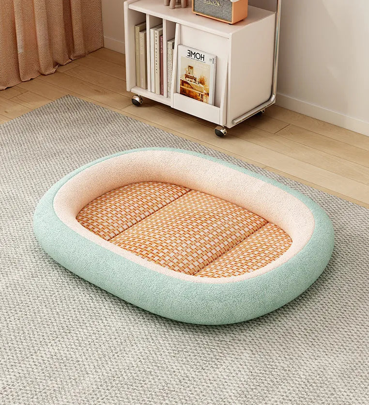 Removable washable pet nest bed for dogs and cats in various colours and sizes.