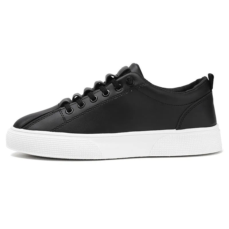 Men's black and white low top sports shoes with synthetic leather upper and PVC sole