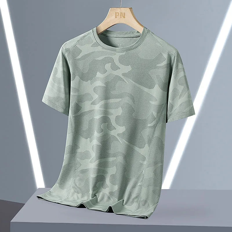 Men's plus size quick-dry nylon T-shirt in camouflage pattern with round neck and short sleeves